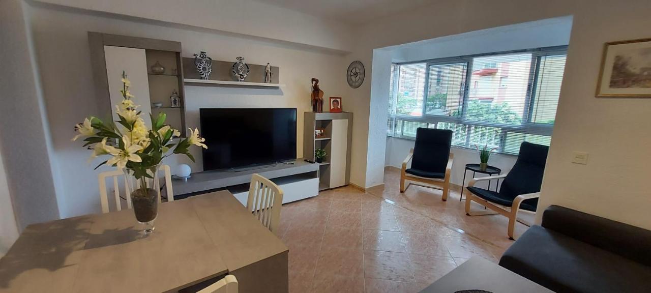 Apartamento Golddem Velazquez Málaga Esterno foto